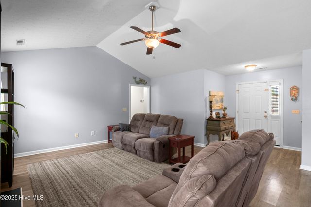 205 Belvedere Drive, Holly Ridge, NC 28445