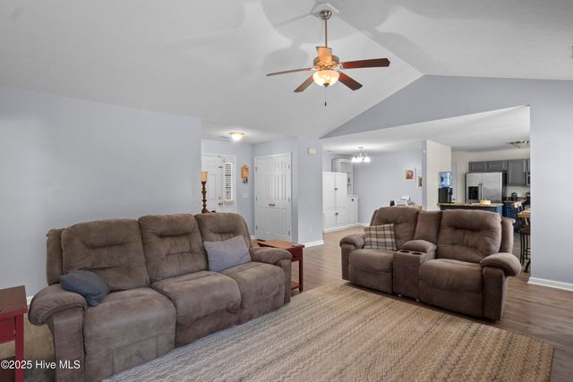 205 Belvedere Drive, Holly Ridge, NC 28445