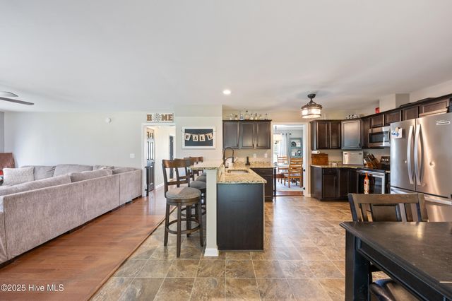 601 Prince William Drive, Elizabeth City, NC 27909