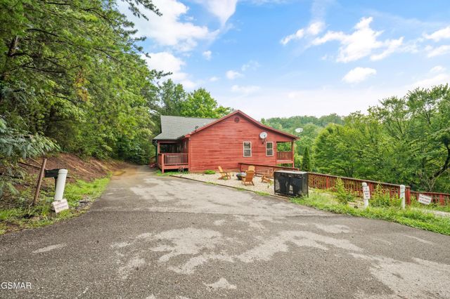 1029 Shadow Ridge Drive, Sevierville, TN 37862