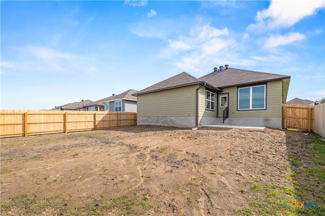 1916 Meridian Loop, Temple, TX 76504