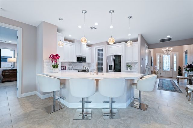 2836 Steamboat Drive, Bullhead City, AZ 86429