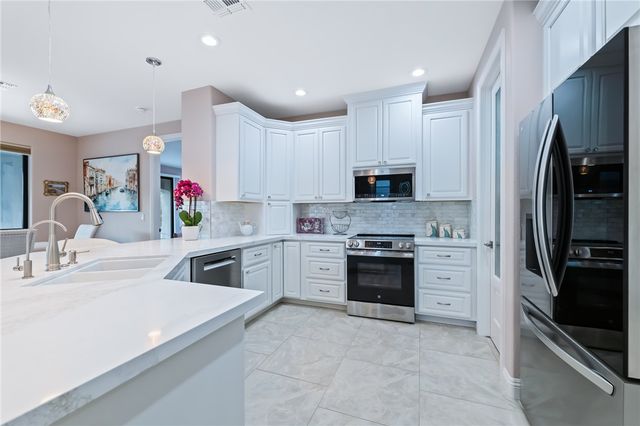 2836 Steamboat Drive, Bullhead City, AZ 86429