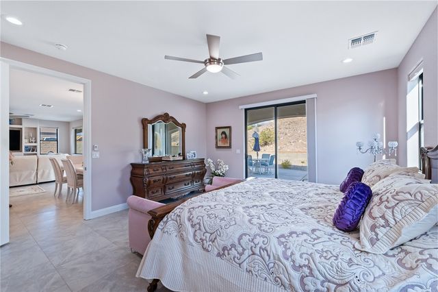 2836 Steamboat Drive, Bullhead City, AZ 86429