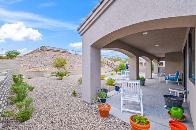 2836 Steamboat Drive, Bullhead City, AZ 86429