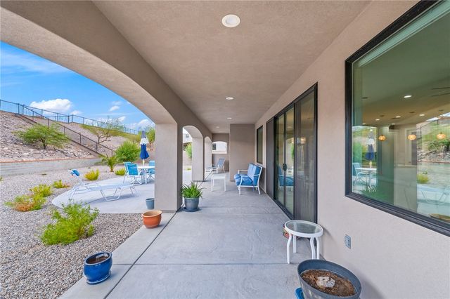 2836 Steamboat Drive, Bullhead City, AZ 86429