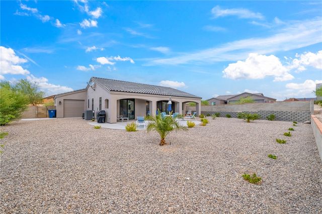 2836 Steamboat Drive, Bullhead City, AZ 86429