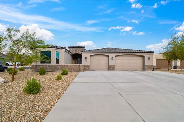 2836 Steamboat Drive, Bullhead City, AZ 86429