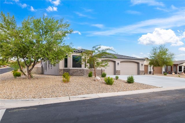 2836 Steamboat Drive, Bullhead City, AZ 86429