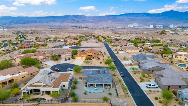 2836 Steamboat Drive, Bullhead City, AZ 86429
