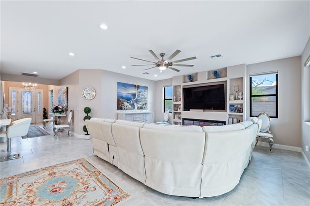 2836 Steamboat Drive, Bullhead City, AZ 86429