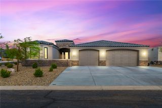 2836 Steamboat Drive, Bullhead City, AZ 86429