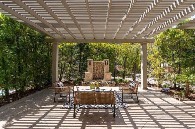 813 Genoa Way, San Marcos, CA 92078
