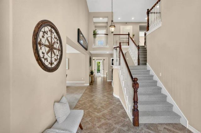 813 Genoa Way, San Marcos, CA 92078