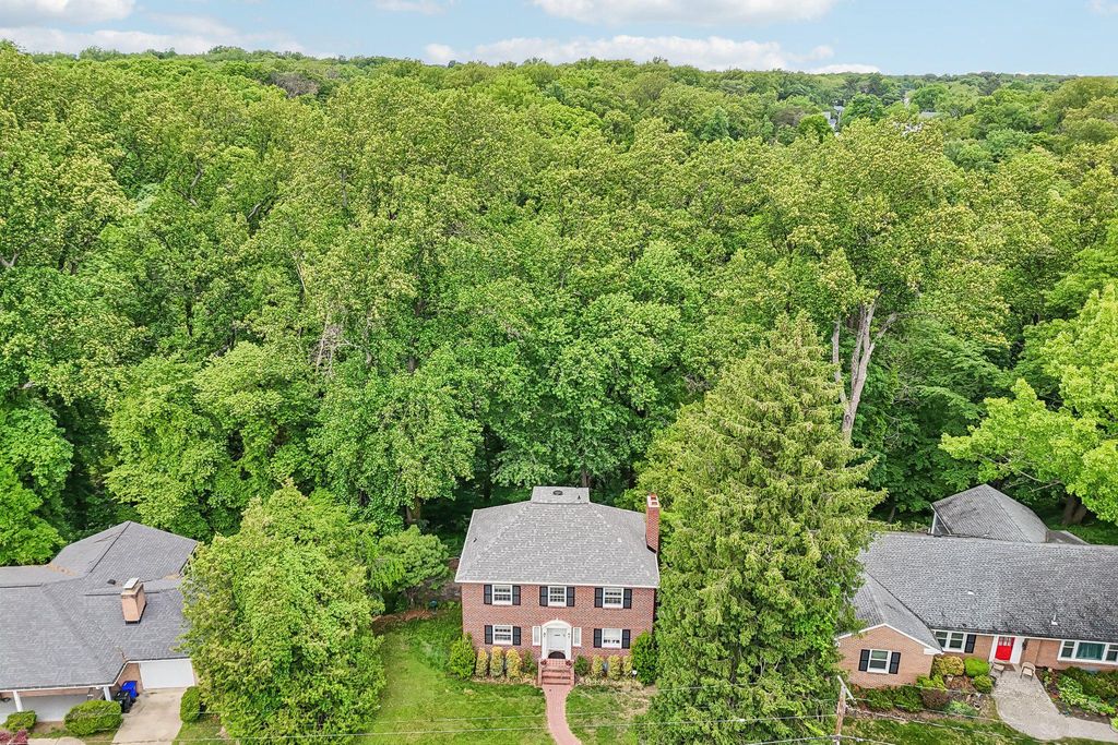 Image 33 of property listing at 221 PATUXENT RD, Laurel, MD 20707