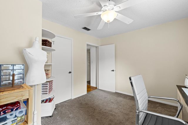461 Country Pl., Longview, TX 75605