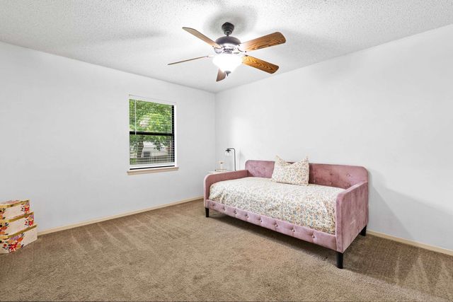 461 Country Pl., Longview, TX 75605