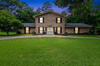 461 Country Pl., Longview, TX 75605