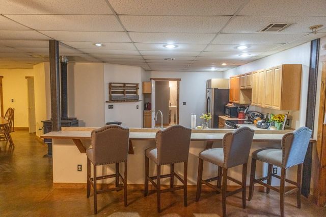 3014 W 4th Street, Pittsburg, KS 66762