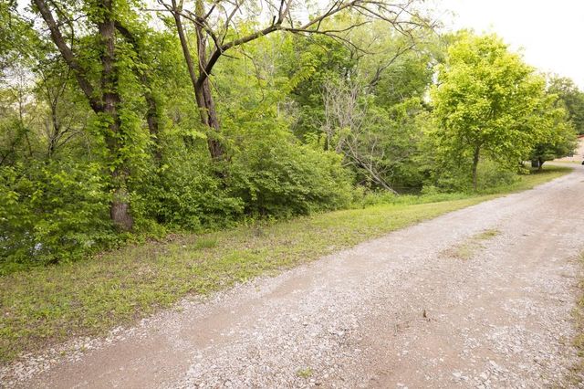 3014 W 4th Street, Pittsburg, KS 66762