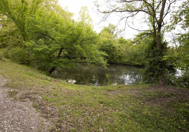 3014 W 4th Street, Pittsburg, KS 66762