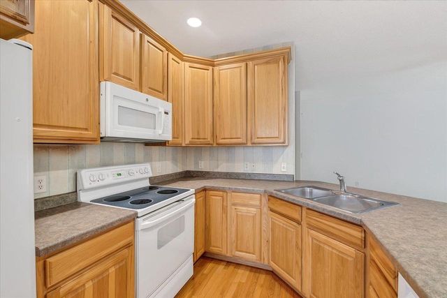 W11563 Island View Court, Lodi, WI 53555