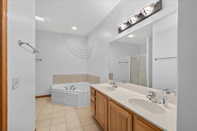 W11563 Island View Court, Lodi, WI 53555