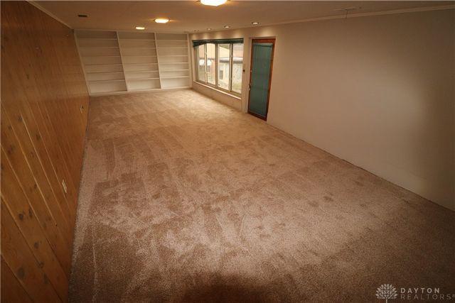 1935 Philadelphia Drive, Dayton, OH 45406