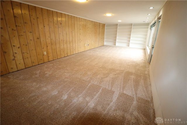 1935 Philadelphia Drive, Dayton, OH 45406