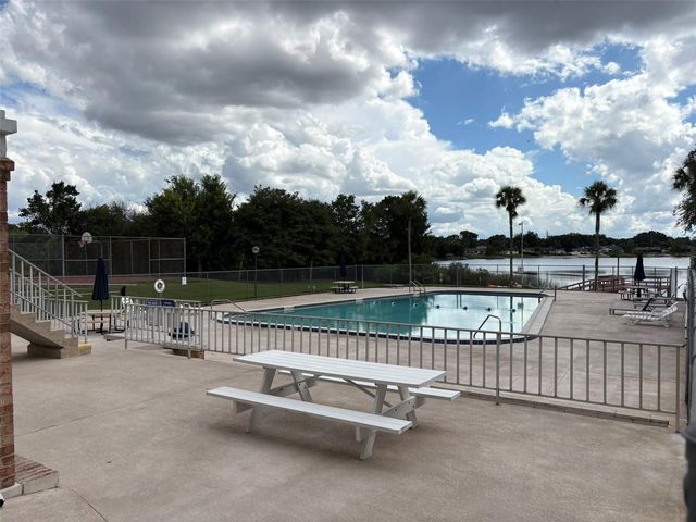4322 LAKE UNDERHILL ROAD D, Orlando, FL 32803