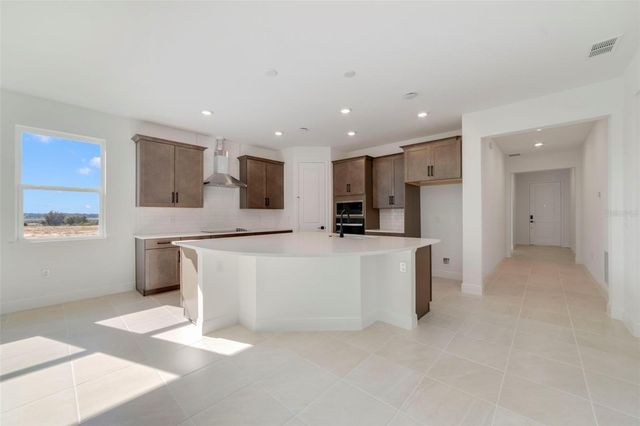 468 VENETO CIRCLE, Clermont, FL 34715