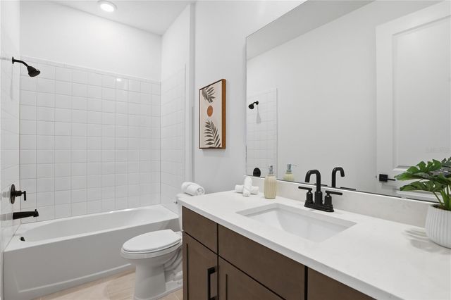 468 VENETO CIRCLE, Clermont, FL 34715