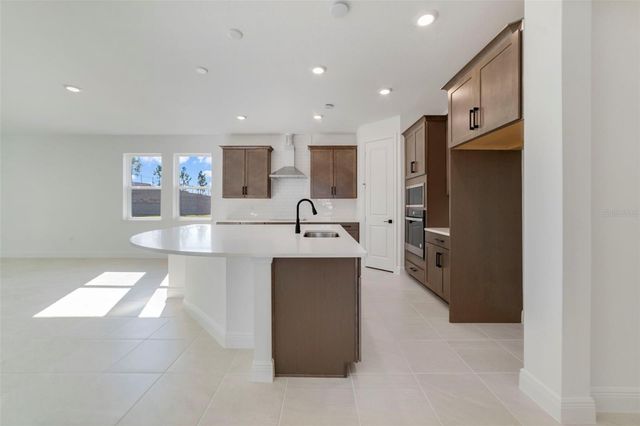 468 VENETO CIRCLE, Clermont, FL 34715