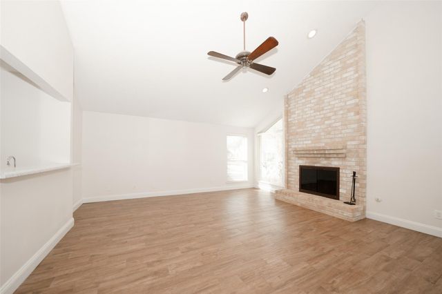 1922 Pepperwood Lane, Houston, TX 77084