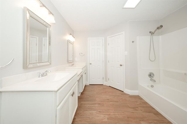 1922 Pepperwood Lane, Houston, TX 77084