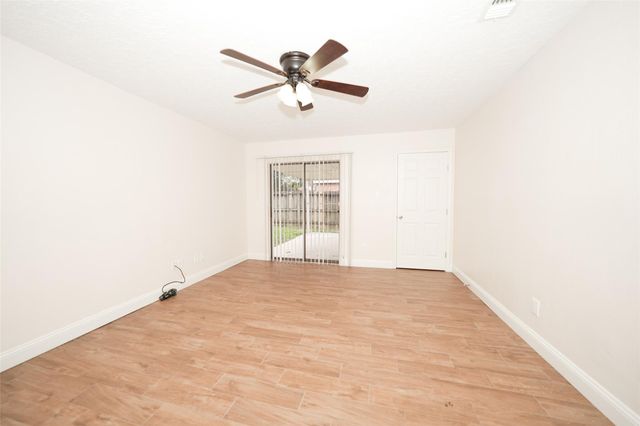 1922 Pepperwood Lane, Houston, TX 77084