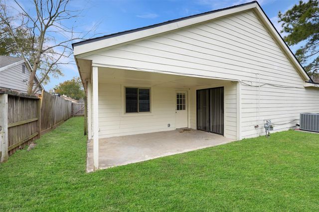 1922 Pepperwood Lane, Houston, TX 77084