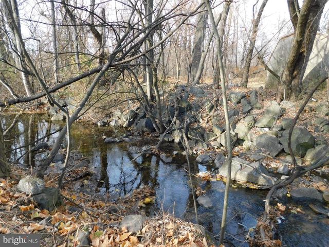 13535 WATERLOO RD, Waynesboro, PA 17268