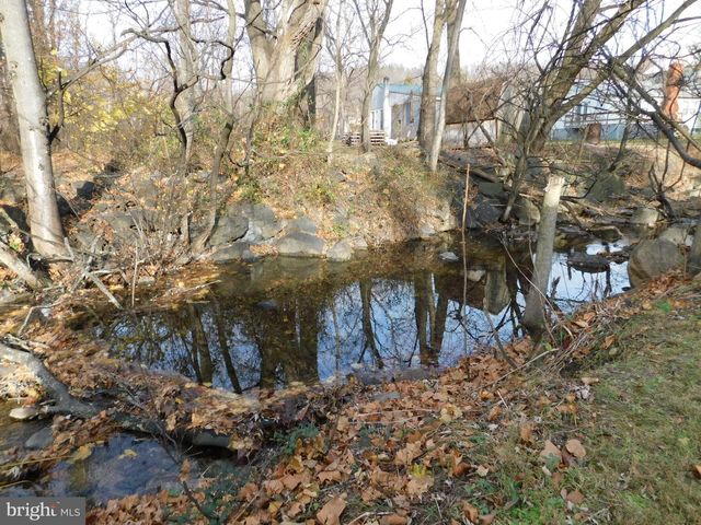 13535 WATERLOO RD, Waynesboro, PA 17268