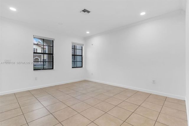 3202 SE 6th St, Homestead, FL 33033