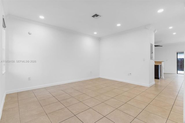 3202 SE 6th St, Homestead, FL 33033