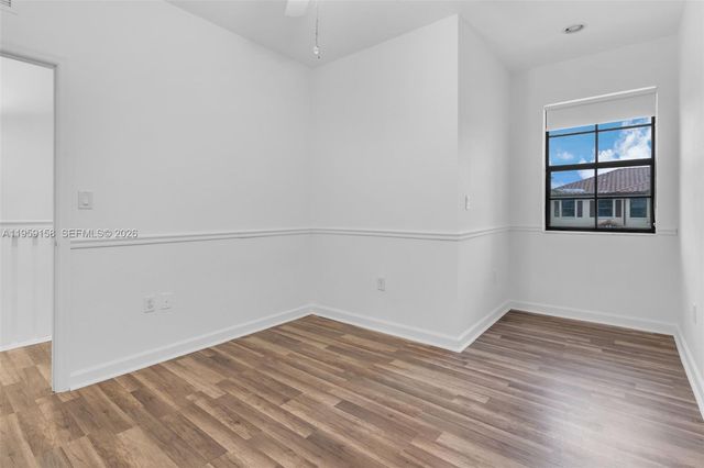 3202 SE 6th St, Homestead, FL 33033