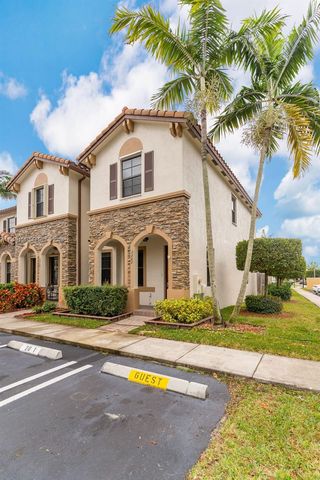 3202 SE 6th St, Homestead, FL 33033