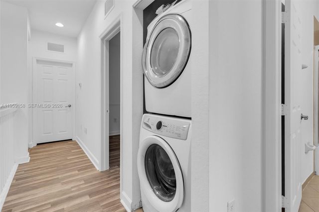 3202 SE 6th St, Homestead, FL 33033