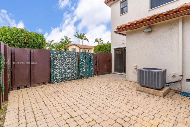 3202 SE 6th St, Homestead, FL 33033