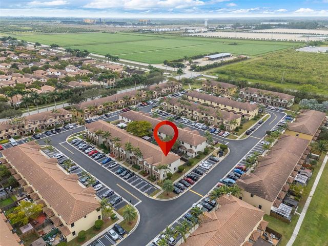 3202 SE 6th St, Homestead, FL 33033