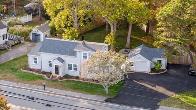 245 Wareham Rd, Marion, MA 02738