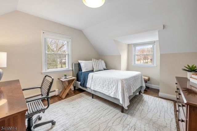 347 Gilbert St, Ridgewood Village, NJ 07450