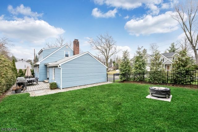 347 Gilbert St, Ridgewood Village, NJ 07450