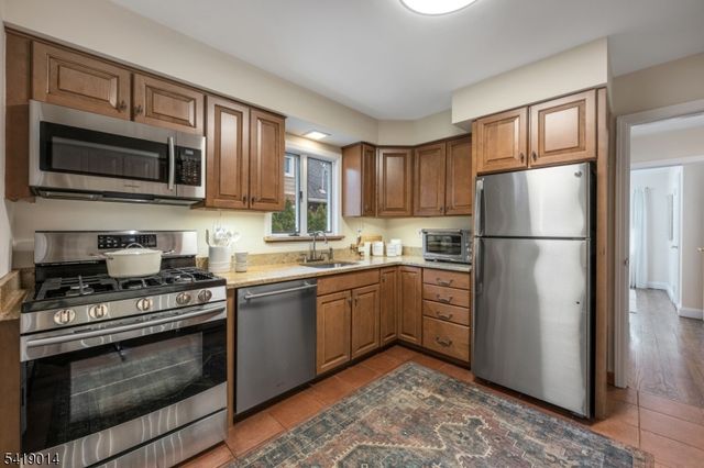 347 Gilbert St, Ridgewood Village, NJ 07450